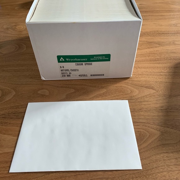 Box of 155 card size envelopes. - Picture 1 of 10